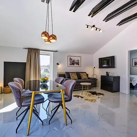 Rita Artatore Appartement