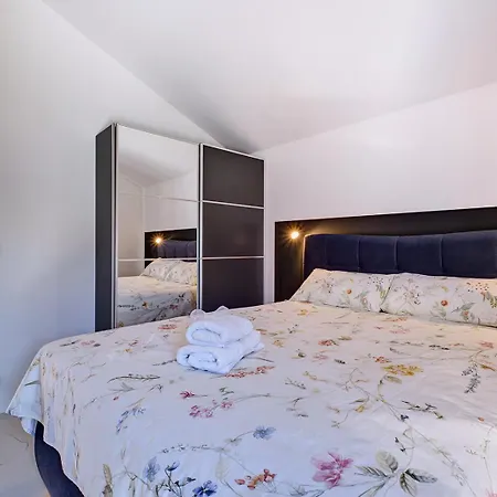 Rita Artatore Appartement *