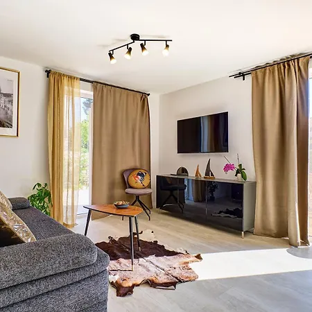 Rita Artatore Appartement