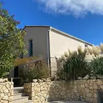Apartament Rita Artatore