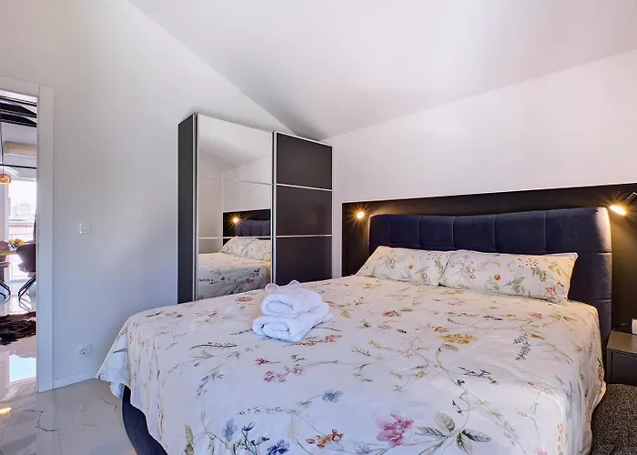 Rita Artatore Apartman *