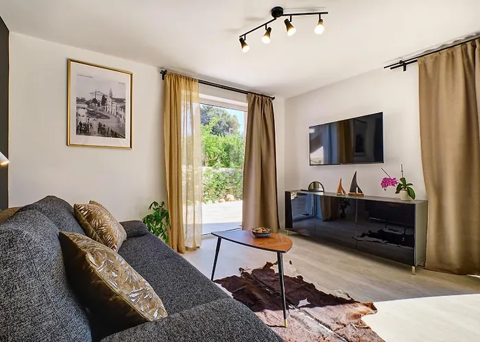 Apartman Rita Artatore