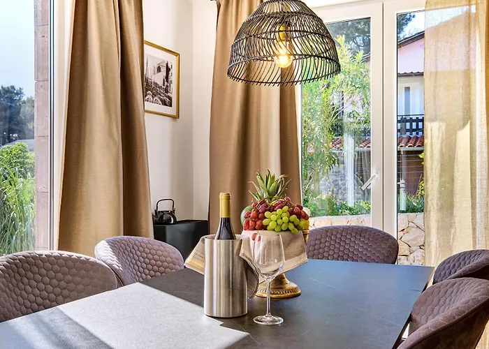 Rita Artatore Apartment