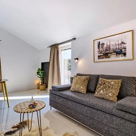 Apartamento Rita Artatore *