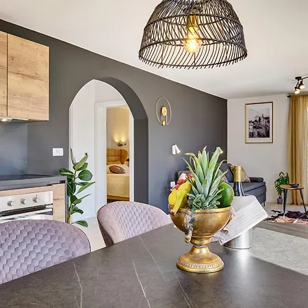 Apartamento Rita Artatore *