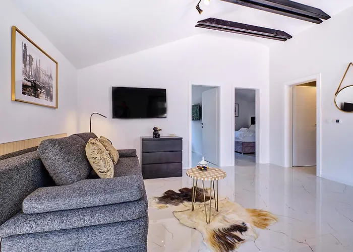 アパート Rita Artatore マリ・ロシニュ