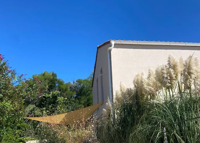 Rita Artatore アパート